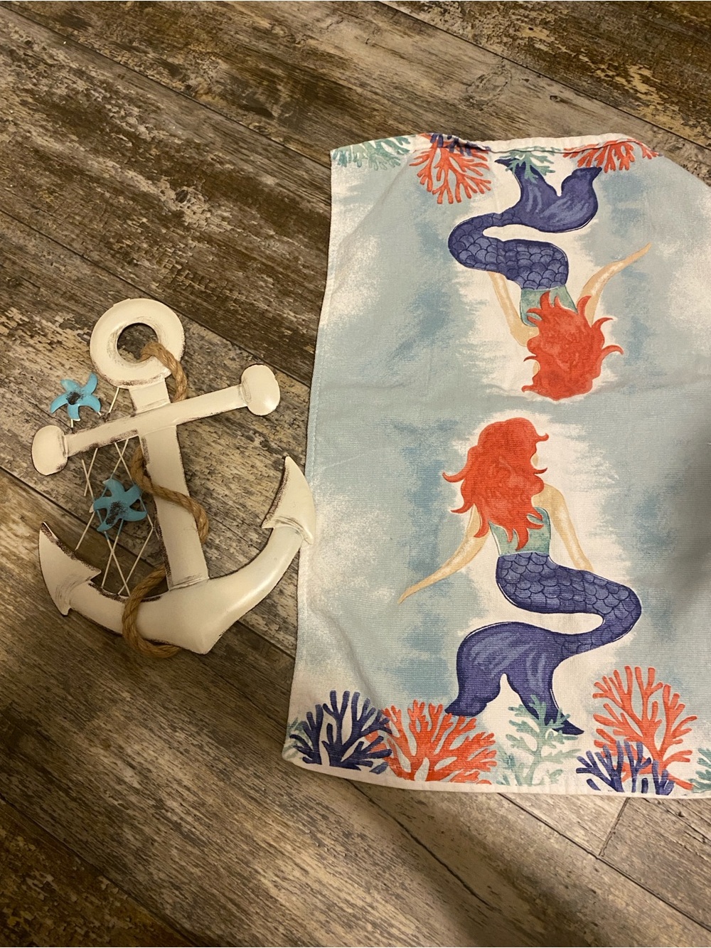 Hanging anchor and mermaid hand towel
